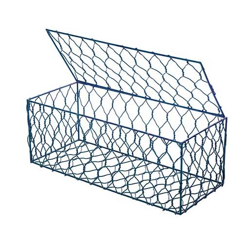 barbed wire and razor wire